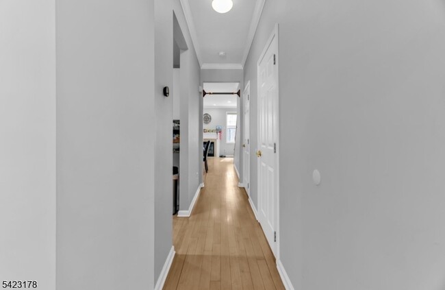 Building Photo - 451 Hartford Dr