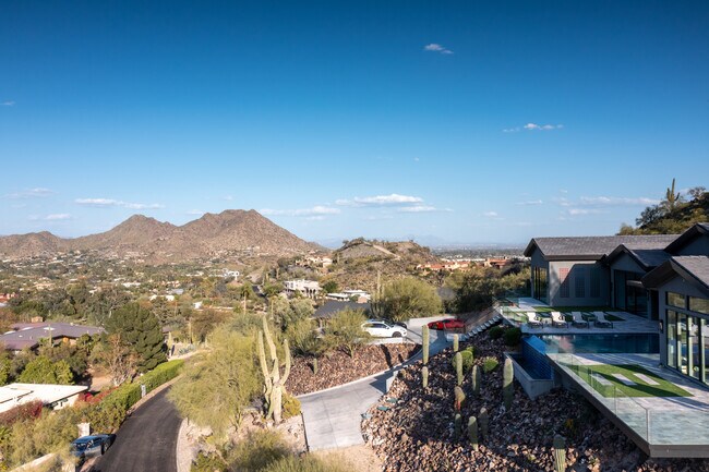 Foto del edificio - 4129 E Sandy Mountain Rd