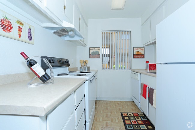 Interior Photo - Andover Place