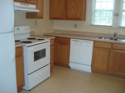 Building Photo - 321 S Eagleson Ave