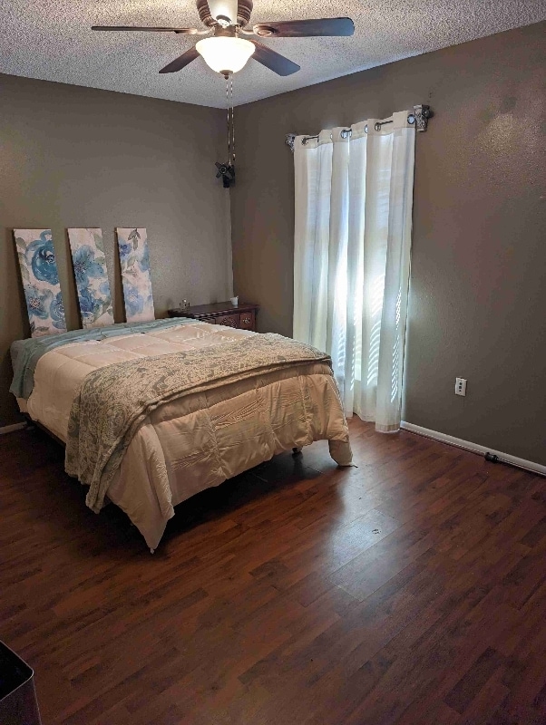 Foto del edificio - 4360 Stumberg Ln