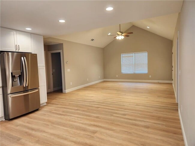 Foto del edificio - 88 Lumpkin Co Park Rd