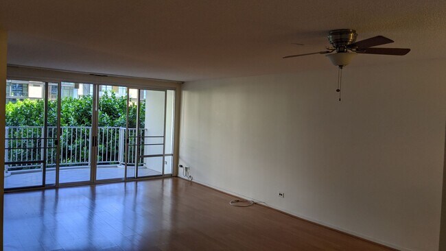 Building Photo - 1350 Ala Moana Blvd