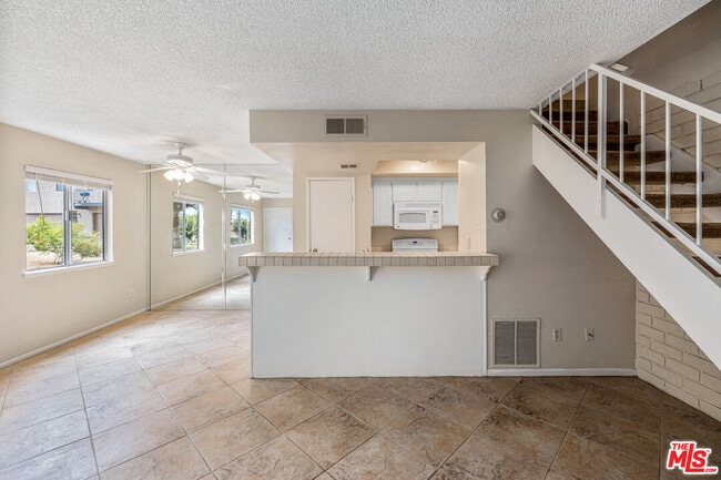 Building Photo - 72669 Eagle Rd