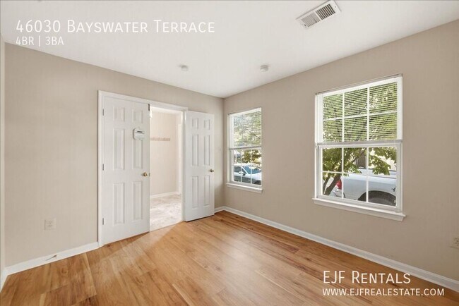 Building Photo - 46030 Bayswater Terrace