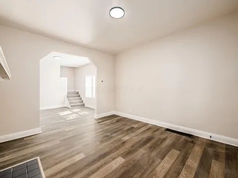 Foto del edificio - 154 N Central Ave