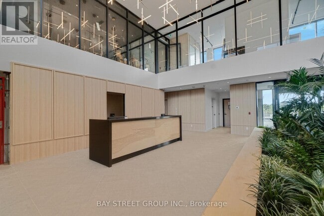 Building Photo - 3071 Trafalgar Rd