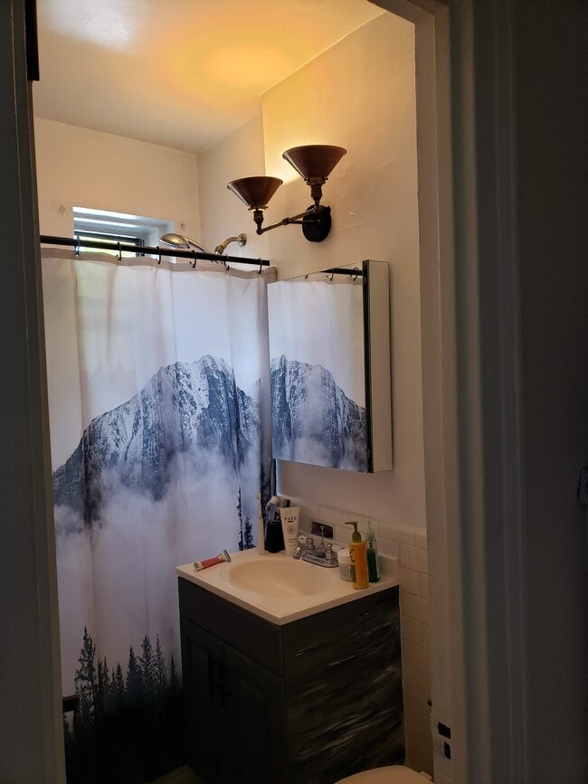 Bathroom - 3081 54th St