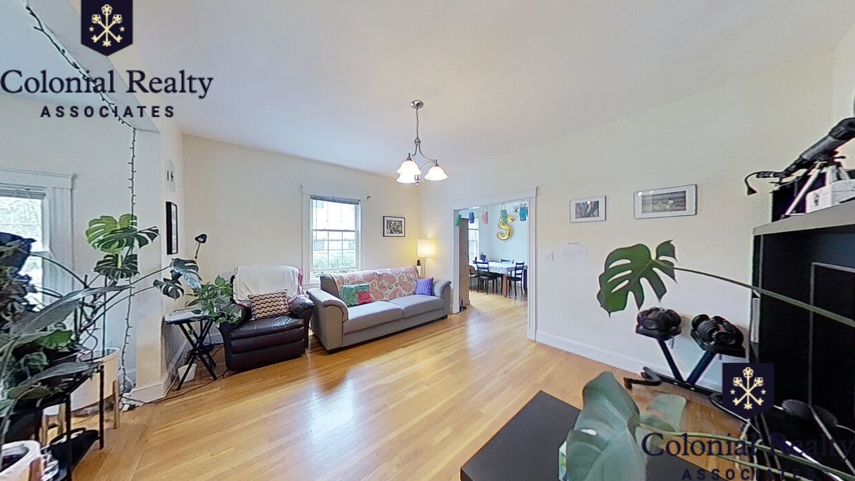 7 Woodleigh Rd Unit 1, Watertown, MA 02472 Apartments in Watertown, MA