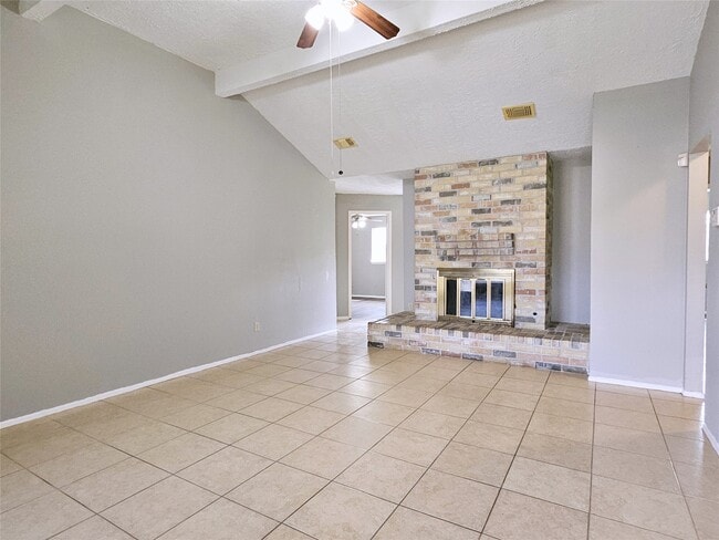 Building Photo - 7423 San Lucas Dr