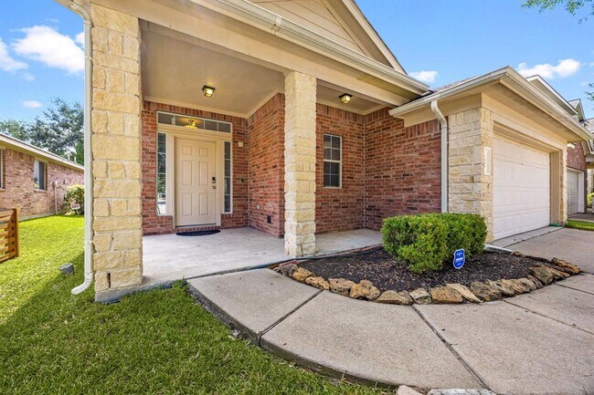 Building Photo - 6403 Applewood Forest Dr
