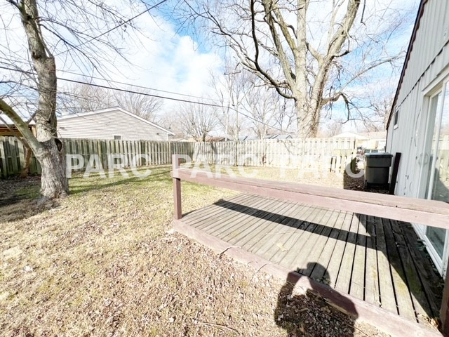 Foto del edificio - 7657 E 35th St