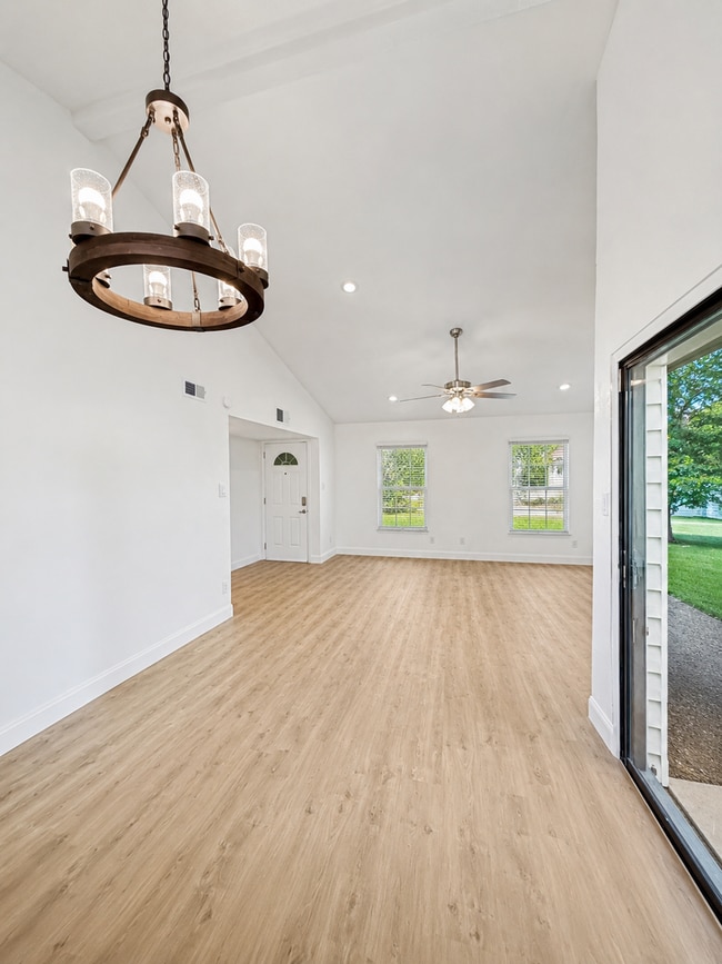 Building Photo - Fully Remodeled 3 Bed / 2 Bath Home with Solar Panels — Low Electric Bills