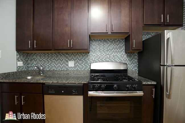 Foto del edificio - 3908 N Janssen Ave