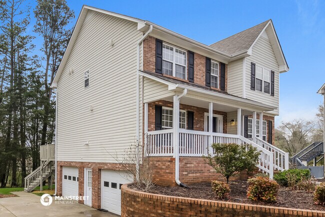 Building Photo - 170 Lochmoore Ct