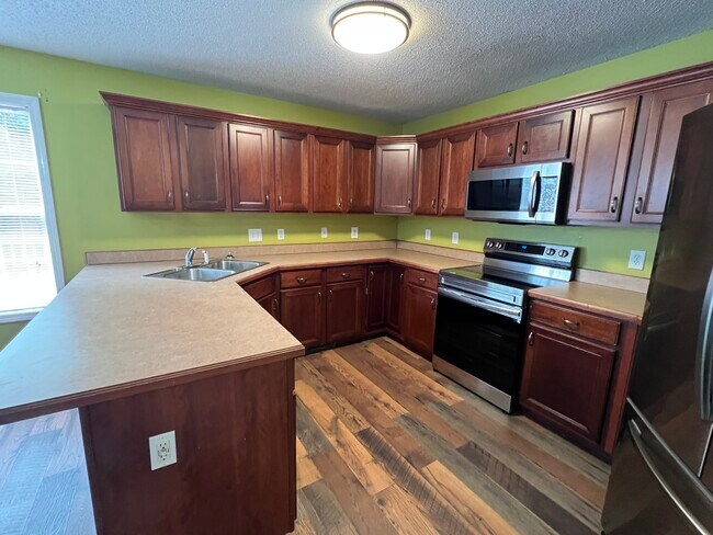 Foto del edificio - 450 Winding Bluff Way