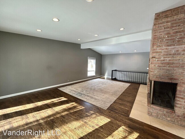 Foto del edificio - 3 br, 2.5 bath House - 2913 W Oak St