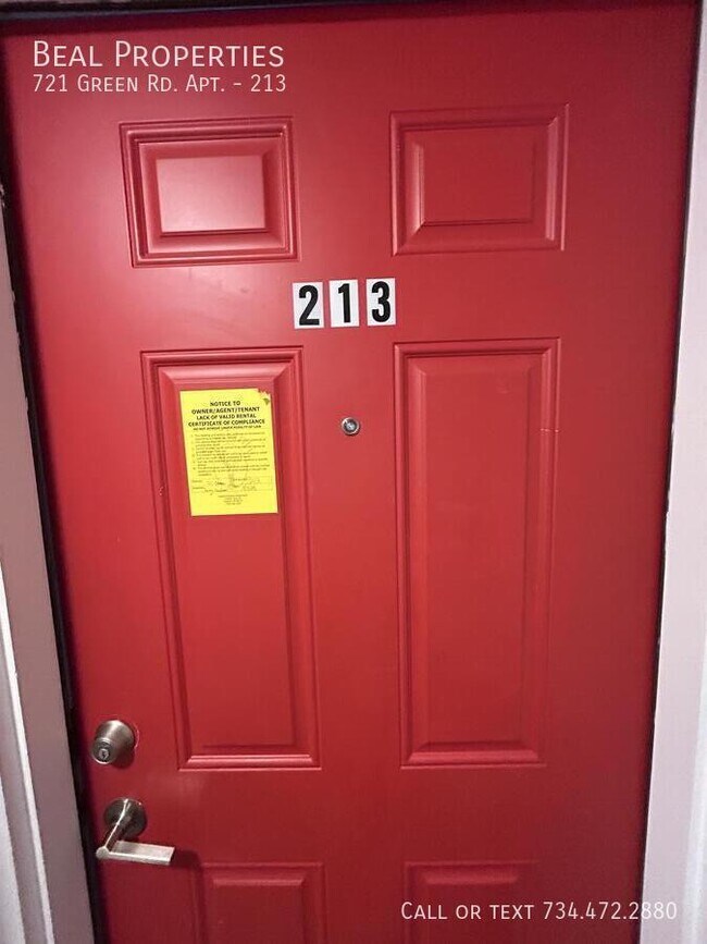 Foto del edificio - 721 Green Rd