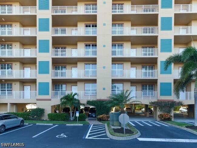 Building Photo - 28750 Trails Edge Blvd
