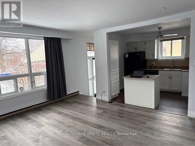 Photo du bâtiment - 22 Billingsgate Crescent