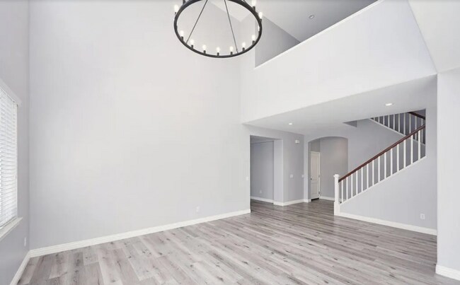 Foto del edificio - Fabulous 5 bed, 3 bath 2-story home in the Dos Vientos Community