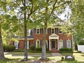 Building Photo - 1150 Lavista Rd