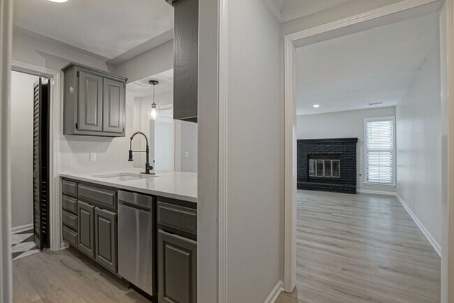 Cocina/Sala de estar - 12021 W 58th Pl