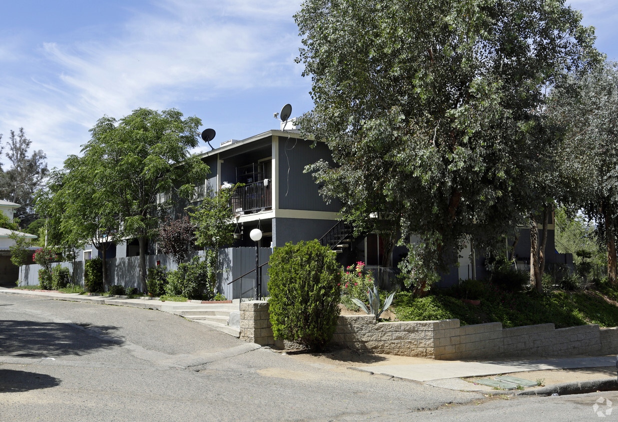 Primary Photo - Peck Street Manor Apartments