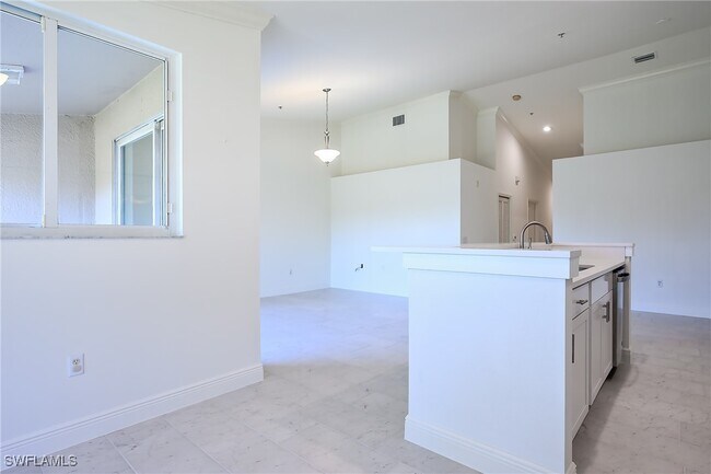 Building Photo - 20021 Barletta Ln