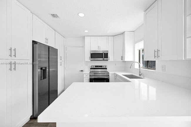 Building Photo - 18001 SW 91st Ave