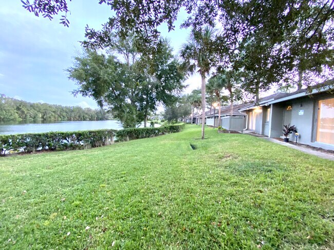 Foto del edificio - 4643 Ring Neck Rd