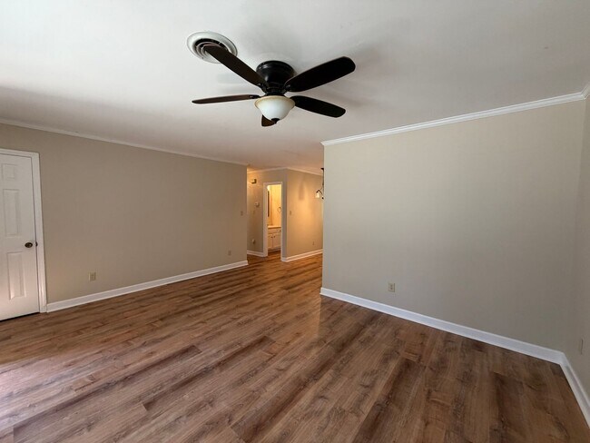 Foto del edificio - Exclusively offered by MUSE REALTY, LLC
