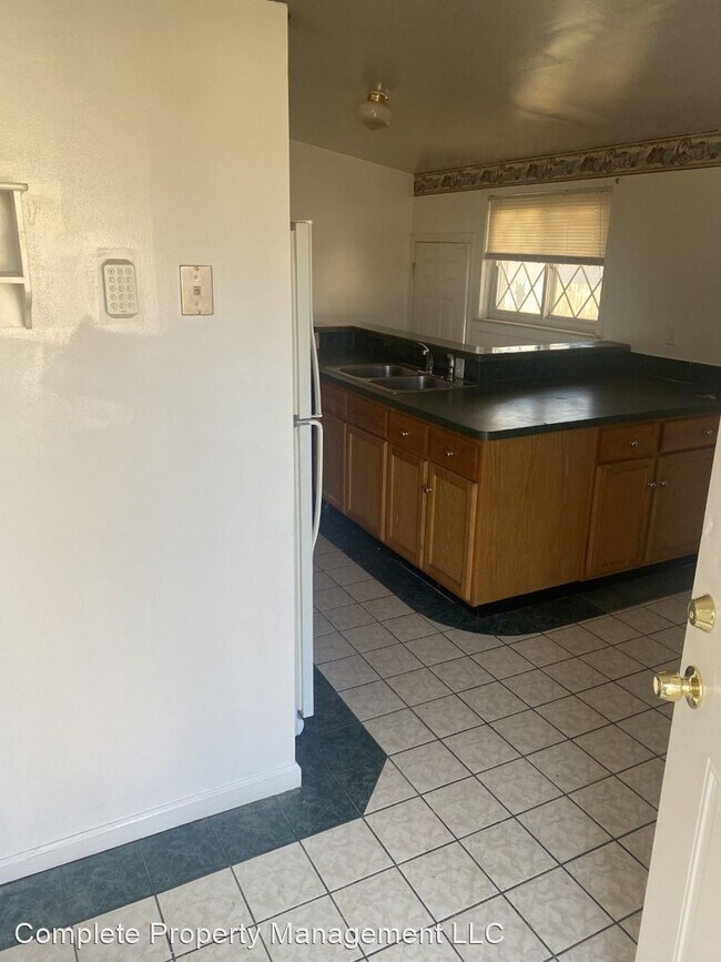 Building Photo - 3 br, 1 bath House - 772 S Venoy St