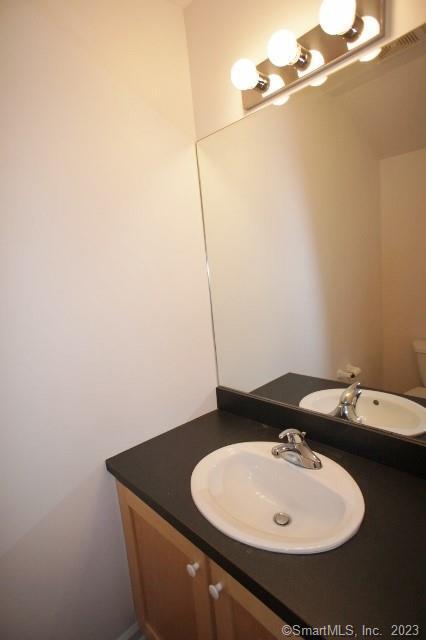Foto del edificio - 32 Oakwood Ave