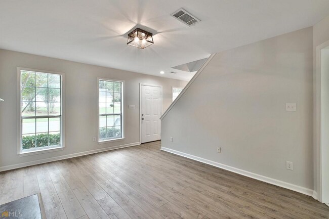 Building Photo - 201 Preston Cir