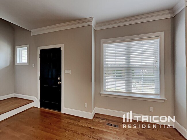 Foto del edificio - 806 Natural Springs Ct