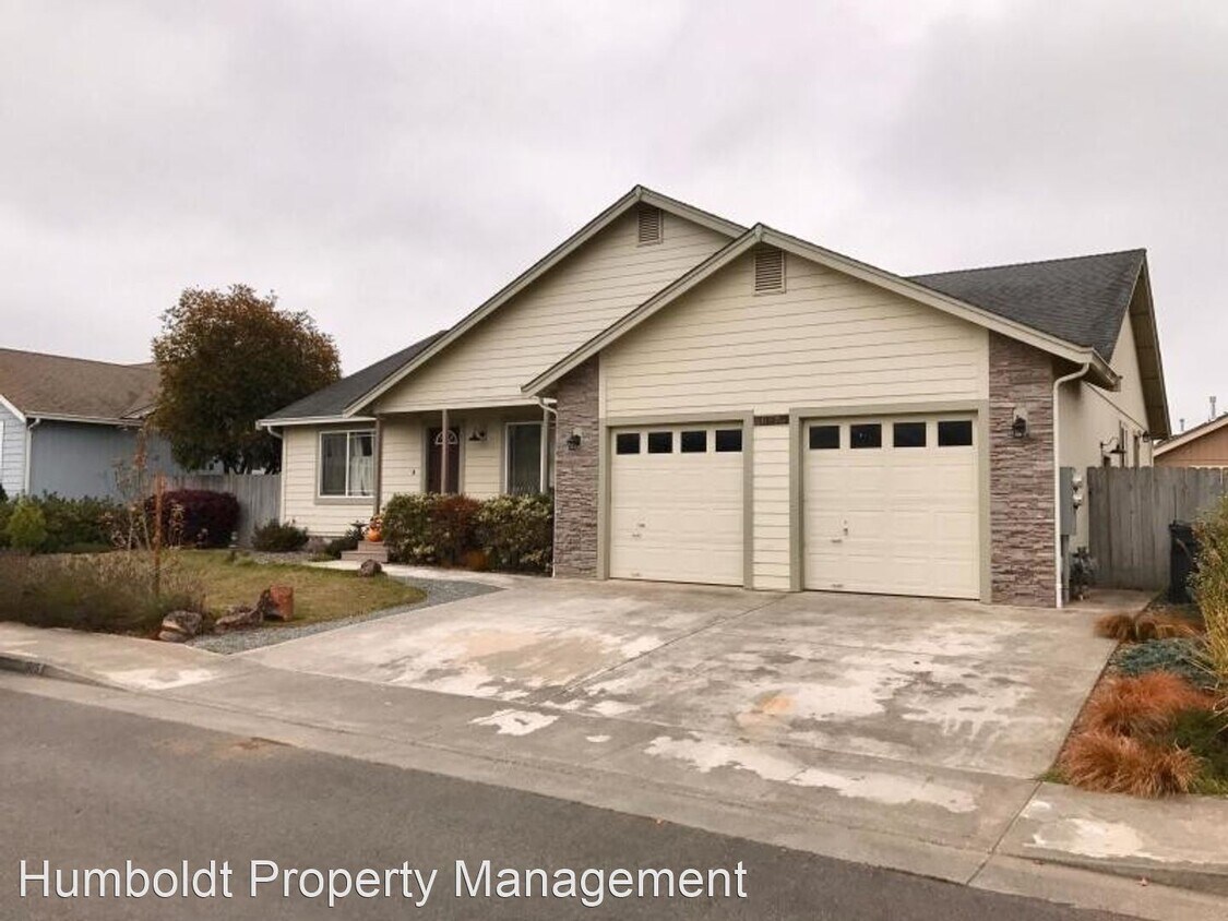 Foto principal - 1615 Chanterelle Dr