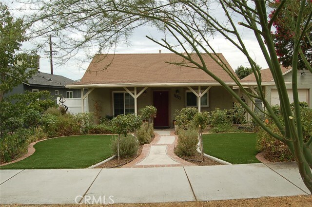 Foto del edificio - 1188 W Cypress Ave