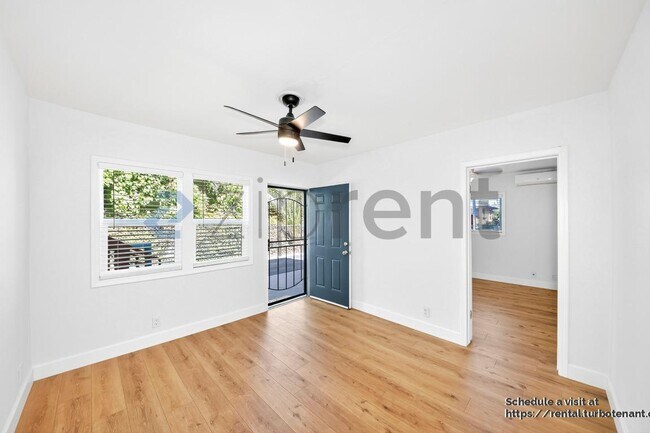Foto del edificio - 5179 Olivewood Ave