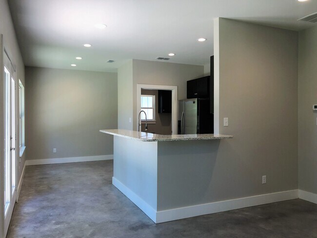 Foto del edificio - 10673 Brothers Ln