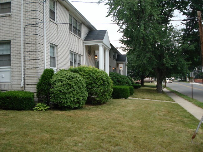 Side Vista de frente - 4 Mather St