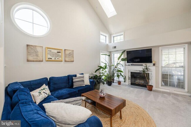 Foto del edificio - 6847 Brindle Heath Way