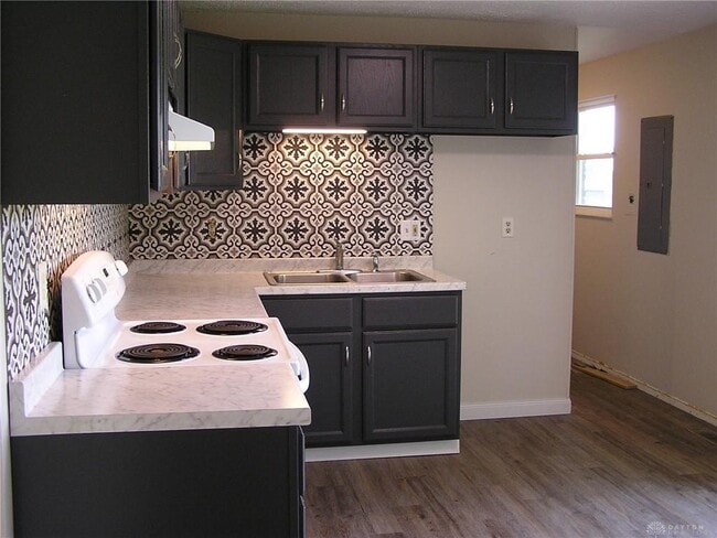 Building Photo - 126 McCraw Dr