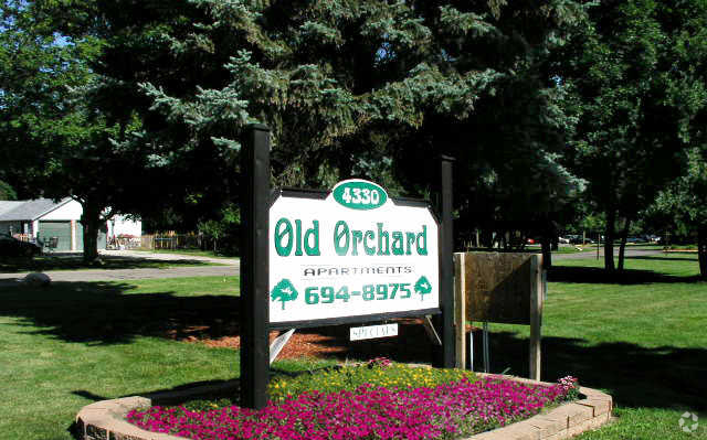 Building Photo - Old Orchard Apartments