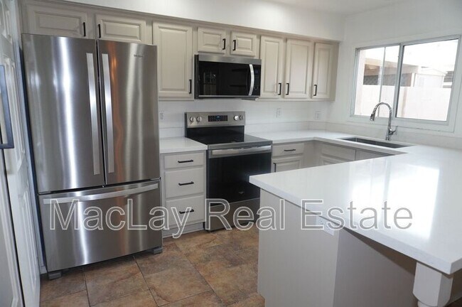 Foto del edificio - 6837 E Osborn Rd