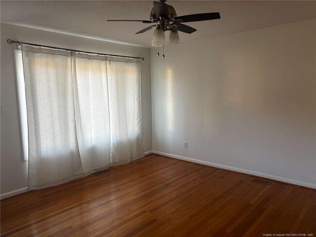 Building Photo - 854 Stoneykirk Dr