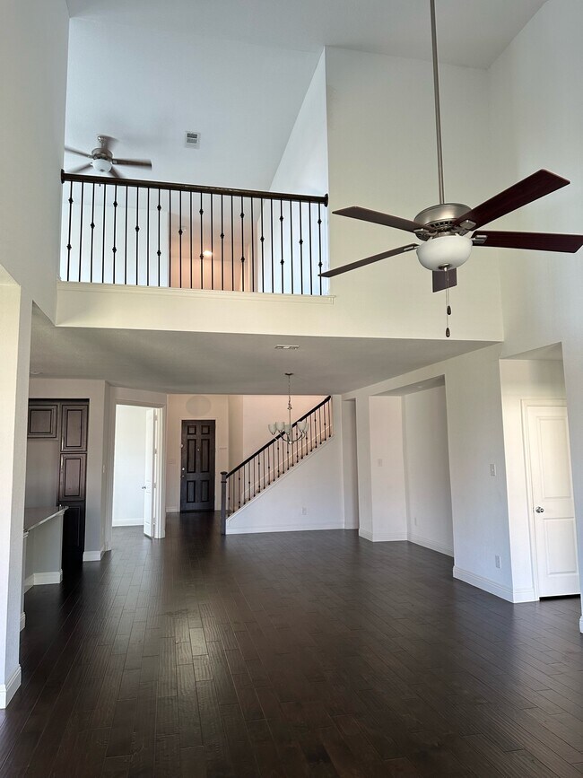 Building Photo - 1213 Hundgate Way