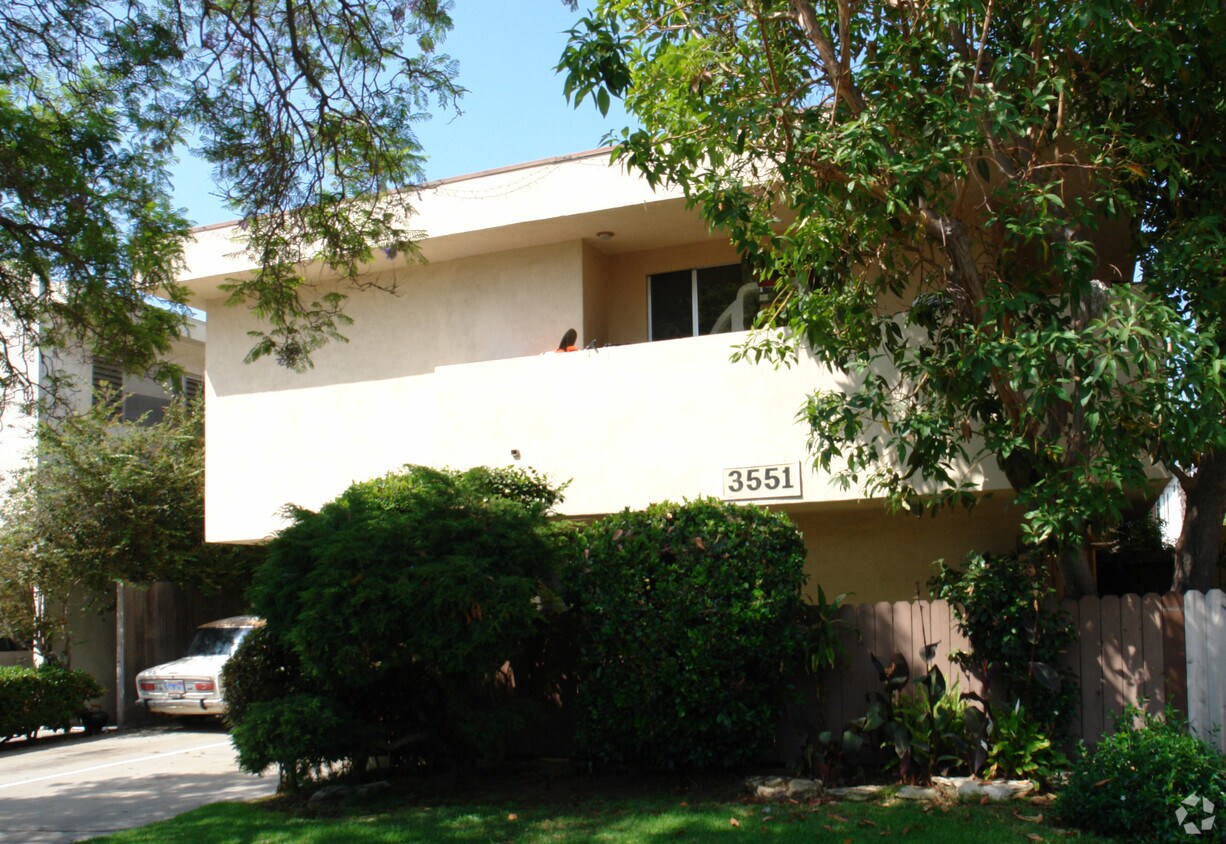 3551 Mentone Ave, Los Angeles, CA 90034 Apartments in Los Angeles, CA