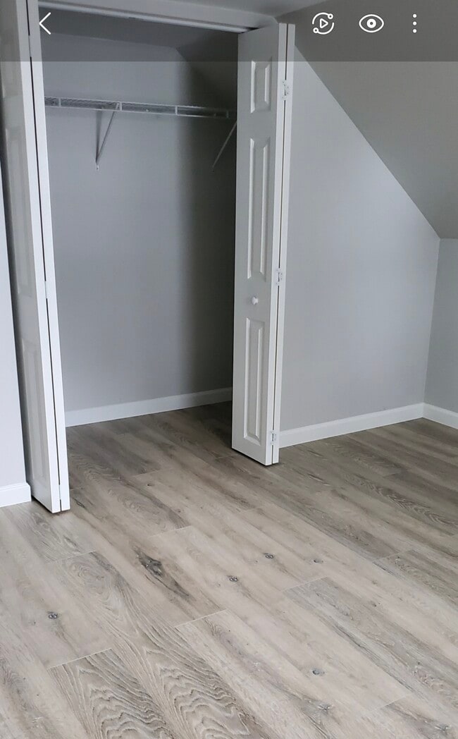 Foto del edificio - 814 E 37th St