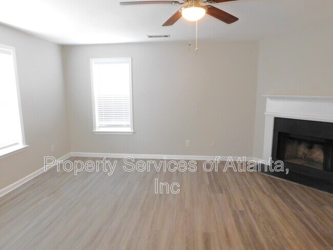 Foto del edificio - 6431 Shadow Ct